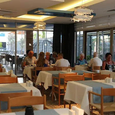 Szálloda Sunprime C-lounge - Adult Only